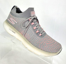 Skechers Women sz 7 Go Run